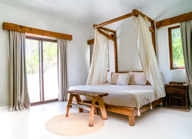 Suite con cama de dosel